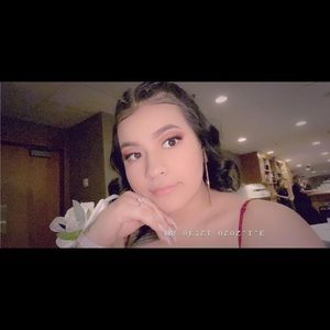 Meet your Posher, Perla